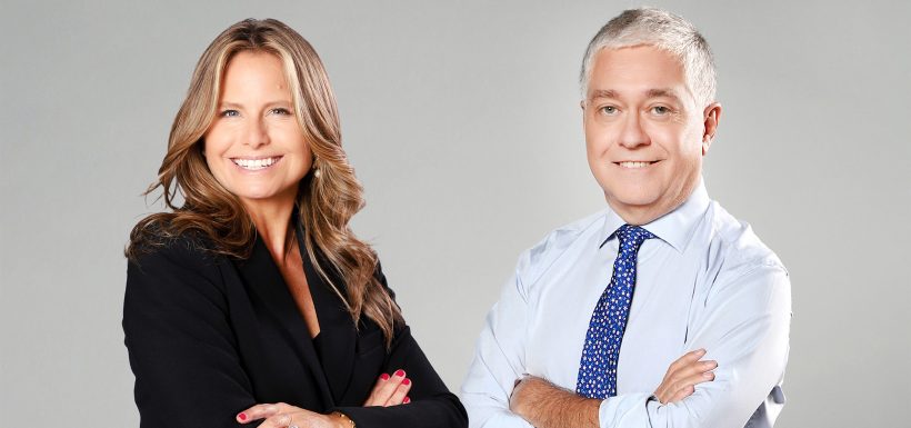 soledad onetto e iván valenzuela, conductores del debate presidencial en canal 13