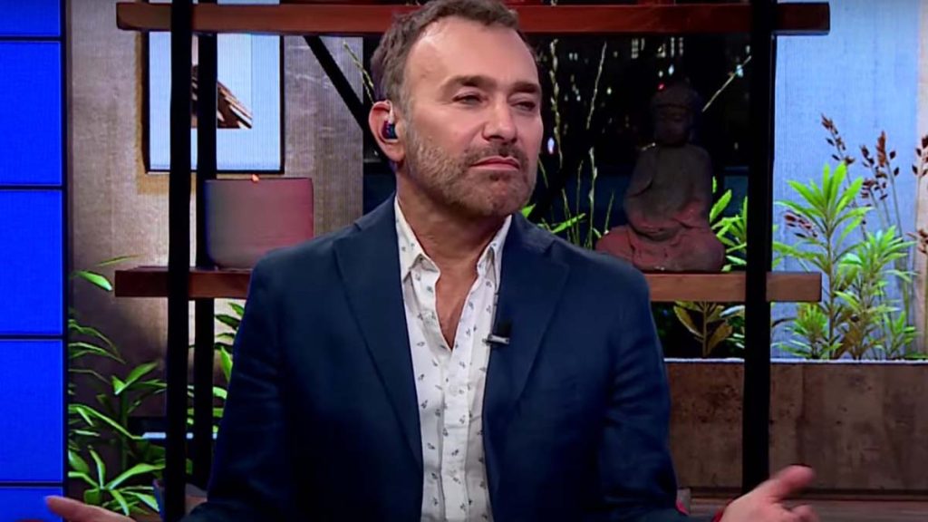 "Alguien que tiene mucha visibilidad en este momento": Jordi Castell impactó con revelación sobre famoso del medio