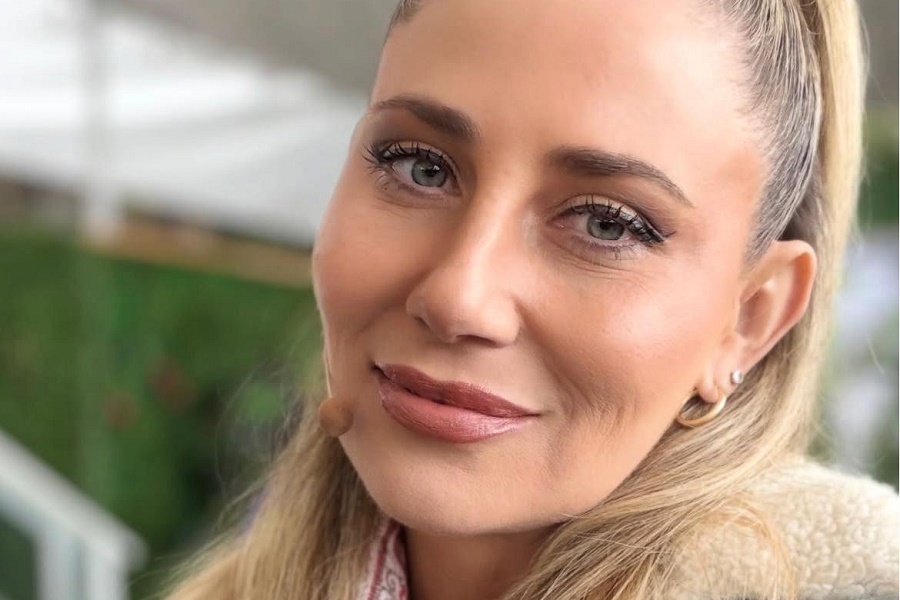 FOTO | Nuevo paparazzeo a Gissella Gallardo evidencia importante giro en su vida: "Dándose algunos besos..."