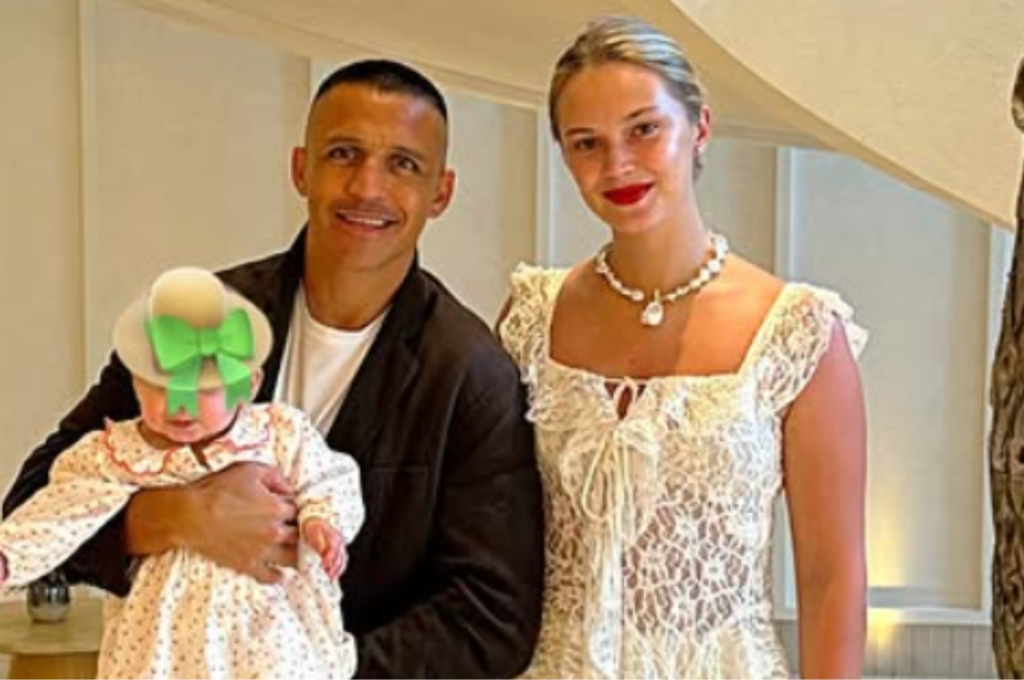 El inesperado recibimiento a Alexandra Litvinova en Tocopilla junto a Alexis Sánchez ¡La tomó por sorpresa!