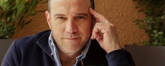 julián elfenbein
