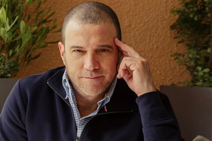 julián elfenbein